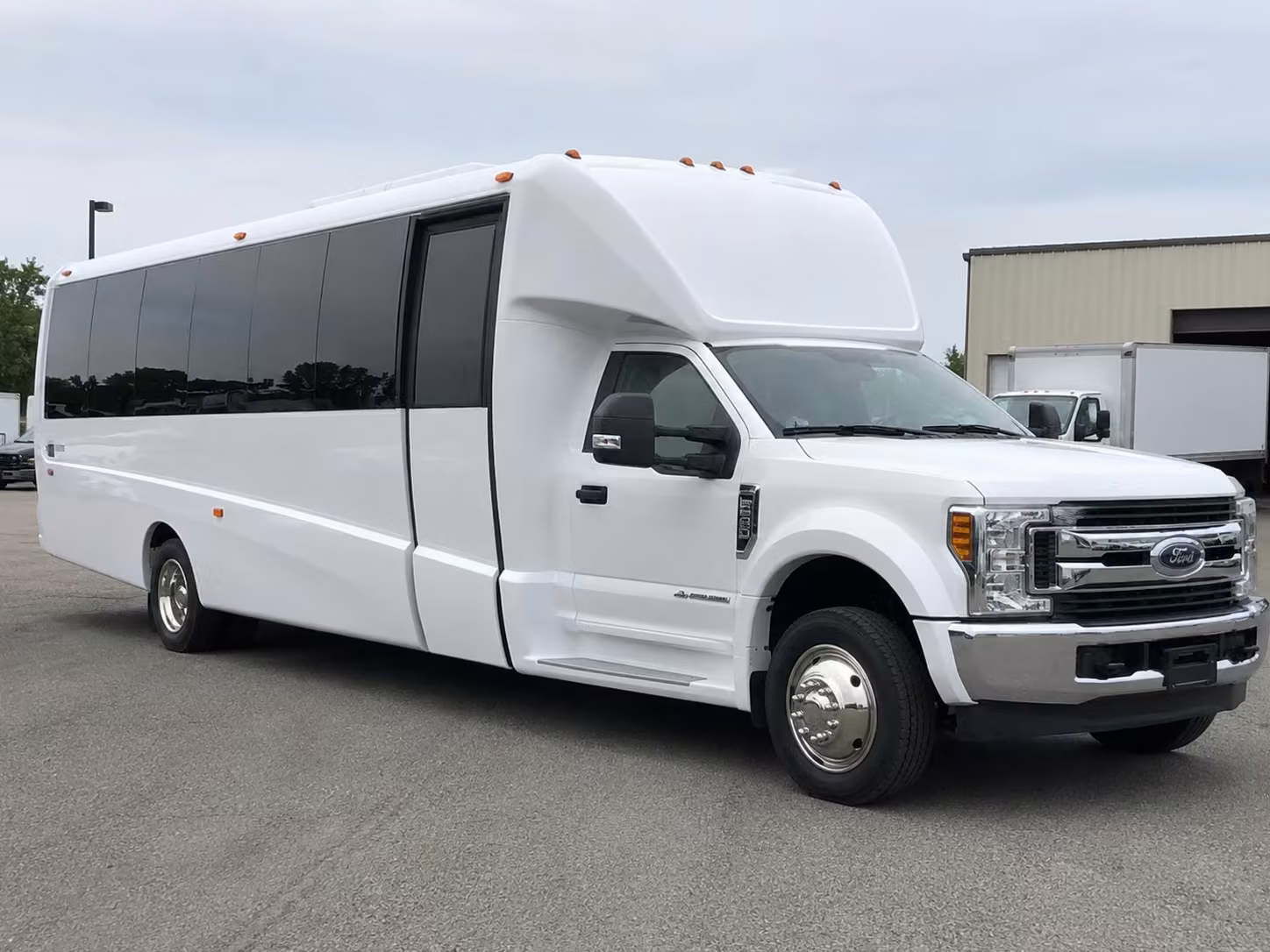 20 passenger minibus