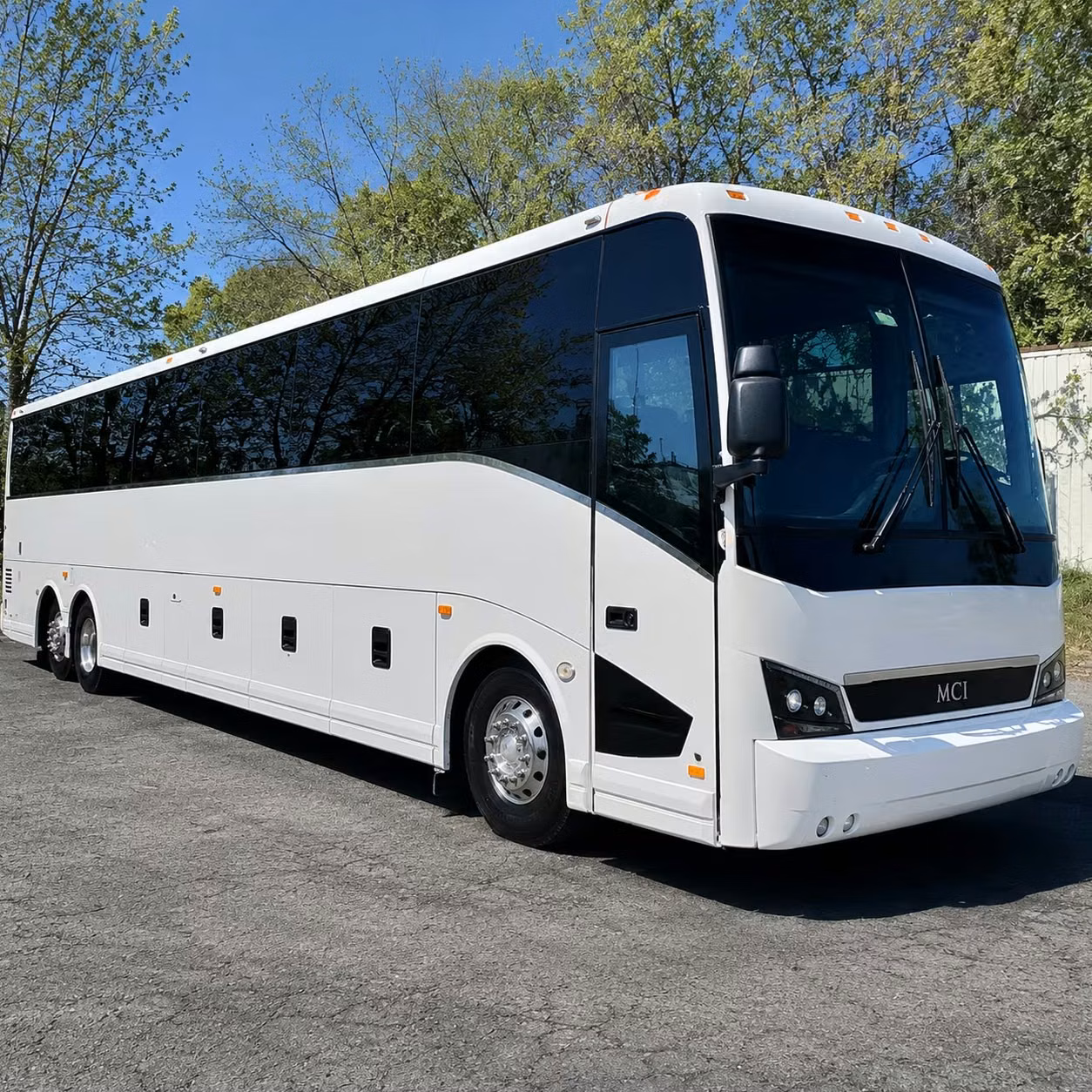 edison corporate shuttle service for daily employee commutes